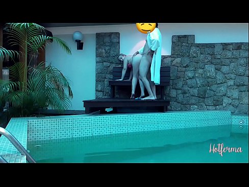 ❤️ Boss invita a cameriera à a piscina, ma ùn pudia resiste à un caldu Solo porno à co.shufflesex-com.ru ❌